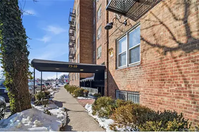 7510 Yellowstone Boulevard #4E, Rego Park, NY 11374 - Photo 9