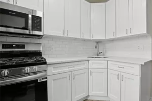 79-47 68th Rd, Middle Village, NY 11379 - Photo 15