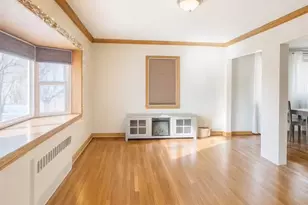 15833 73 Ave, Fresh Meadows, NY 11366 - Photo 3