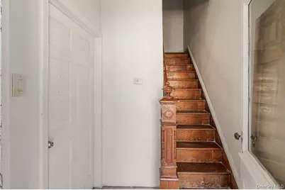 294 Autumn Avenue, Brooklyn, NY 11208 - Photo 3