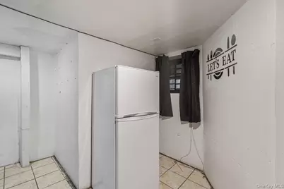 294 Autumn Avenue, Brooklyn, NY 11208 - Photo 21