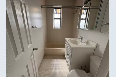 72-34 Austin St #F7, Forest Hills, NY 11375 - Photo 7