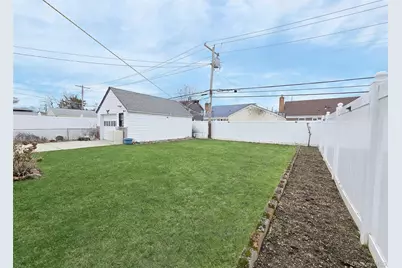 43 McAlester Avenue, Hicksville, NY 11801 - Photo 3