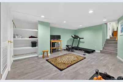 6 Wren Drive, Woodbury, NY 11797 - Photo 37