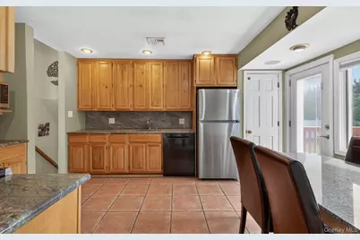 6 Wren Drive, Woodbury, NY 11797 - Photo 17