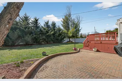 6 Wren Drive, Woodbury, NY 11797 - Photo 47