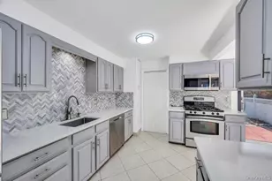 1835 Harte St, Baldwin, NY 11510 - Photo 15