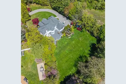 4 Astor Court, Dix Hills, NY 11746 - Photo 5