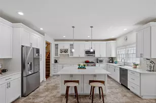 4 Astor Ct, Dix Hills, NY 11746 - Photo 15