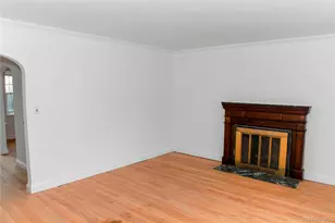 138 Chestnut St, Lynbrook, NY 11563 - Photo 7