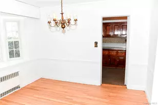 138 Chestnut St, Lynbrook, NY 11563 - Photo 15