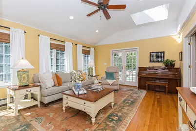 46 Wyatt Road, Garden City, NY 11530 - Photo 15