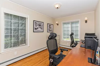 46 Wyatt Road, Garden City, NY 11530 - Photo 17