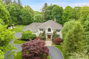 122 McLain St, Bedford Corners, NY 10549 - Photo 1