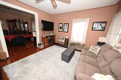 7025 71st Place, Glendale, NY 11385 - Photo 15