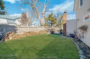 43 Wiggins Ave, Patchogue, NY 11772 - Photo 5