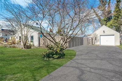 43 Wiggins Avenue, Patchogue, NY 11772 - Photo 3