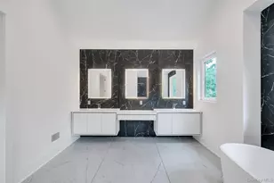 19 Pettit Dr, Dix Hills, NY 11746 - Photo 25