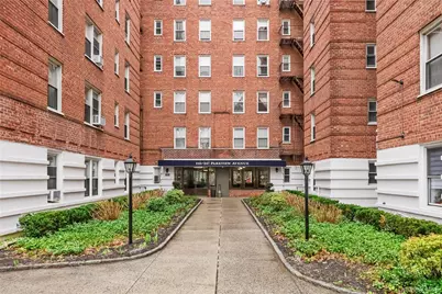 247 Parkview Road #5J, Bronxville, NY 10708 - Photo 1