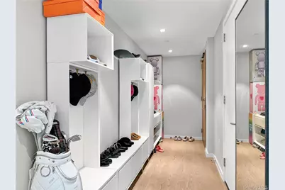 13327 39th Avenue #5Q, Flushing, NY 11354 - Photo 5