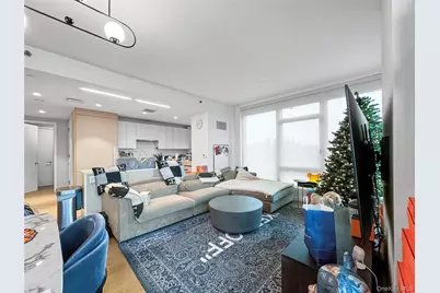 13327 39th Avenue #5Q, Flushing, NY 11354 - Photo 1