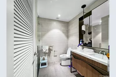 13327 39th Avenue #5Q, Flushing, NY 11354 - Photo 7