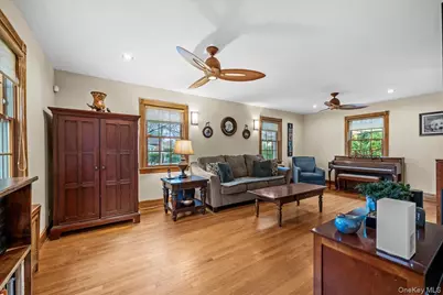 3318 Polo Place, Bronx, NY 10465 - Photo 3