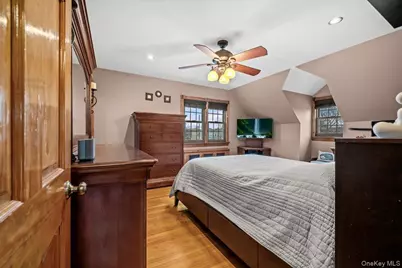 3318 Polo Place, Bronx, NY 10465 - Photo 17