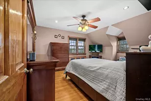 3318 Polo Pl, Bronx, NY 10465 - Photo 17