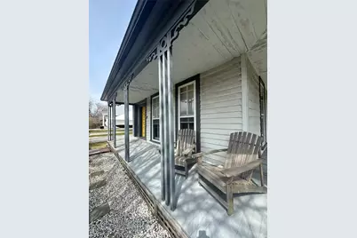 744 Main Street #2, Greenport, NY 11944 - Photo 1