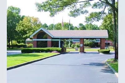 16 Huntington Court, Ridge, NY 11961 - Photo 41