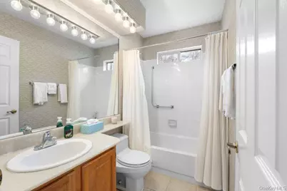 16 Huntington Court, Ridge, NY 11961 - Photo 15