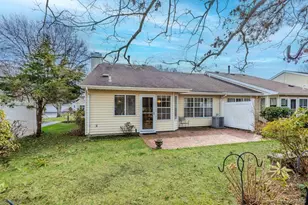 16 Huntington Ct, Ridge, NY 11961 - Photo 35