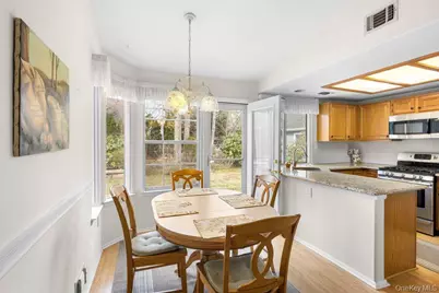 16 Huntington Court, Ridge, NY 11961 - Photo 17