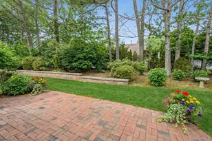 16 Huntington Ct, Ridge, NY 11961 - Photo 33