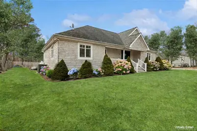 10 Foxboro Road, East Quogue, NY 11946 - Photo 3