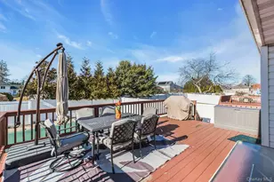 2505 Walters Ct, Bellmore, NY 11710 - Photo 31