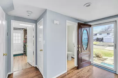 2505 Walters Court, Bellmore, NY 11710 - Photo 7