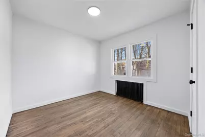 119 E Pennywood Avenue, Roosevelt, NY 11575 - Photo 11