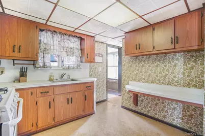 45 Orchard Street, Marlboro, NY 12542 - Photo 11