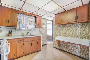 45 Orchard St, Marlboro, NY 12542 - Photo 11