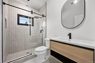 48 Martin Ln, Westbury, NY 11590 - Photo 21