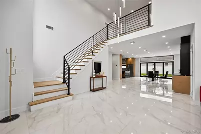 48 Martin Lane, Westbury, NY 11590 - Photo 3