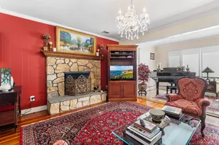 46 Riggs Pl, Locust Valley, NY 11560 - Photo 3