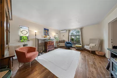 2623 Utopia Parkway, Flushing, NY 11358 - Photo 5