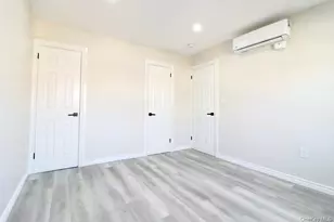 61-10 84th St, Middle Village, NY 11379 - Photo 19