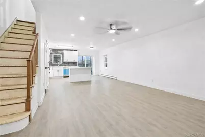 2829 Schurz Avenue, Bronx, NY 10465 - Photo 13