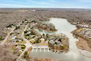 40 Waters Edge Rd, Southampton, NY 11968 - Photo 47