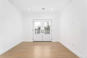 40 Waters Edge Rd, Southampton, NY 11968 - Photo 15