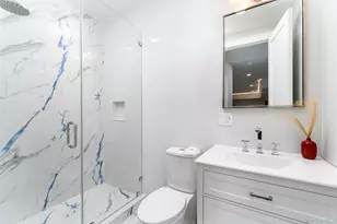 40 Waters Edge Rd, Southampton, NY 11968 - Photo 33